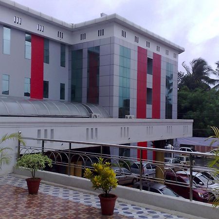 Kpm Regency Hotel Palakkad Room photo