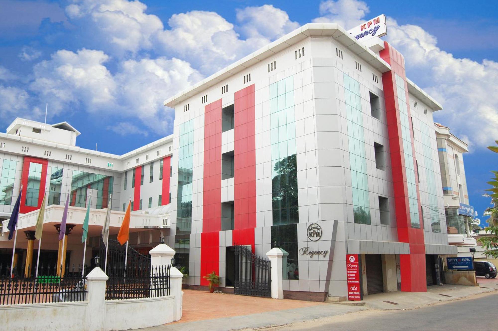 Kpm Regency Hotel Palakkad Exterior photo
