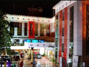Kpm Regency Hotel Palakkad Exterior photo